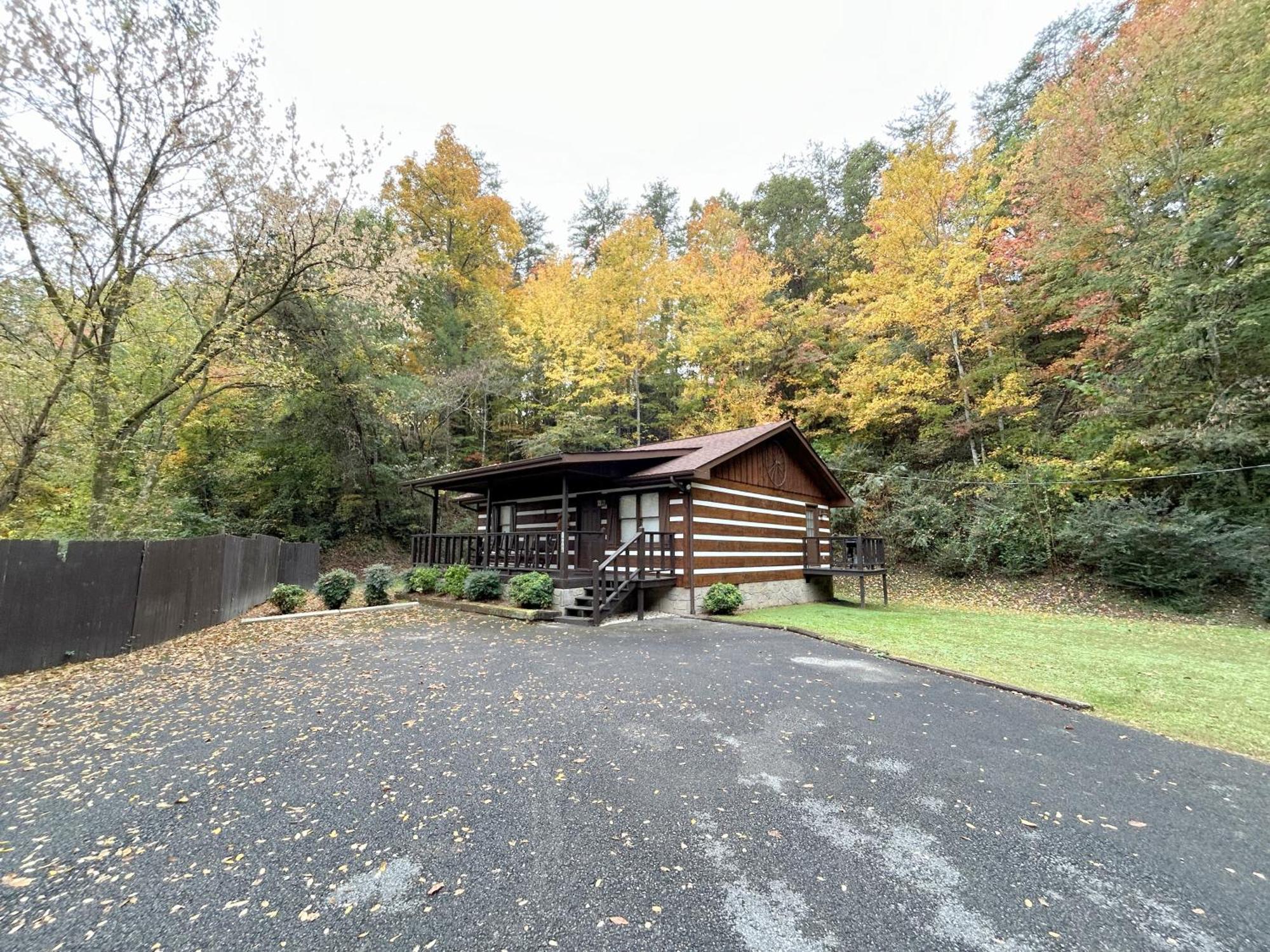 Tucked Away Cabin 비둘기 포지 외부 사진